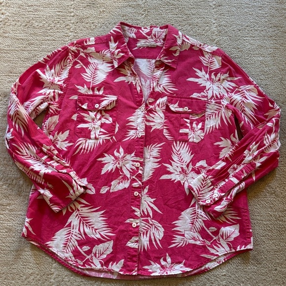 Jamaica Jaxx Tops - Jamaica Jaxx Pink and White Tropical Shirt